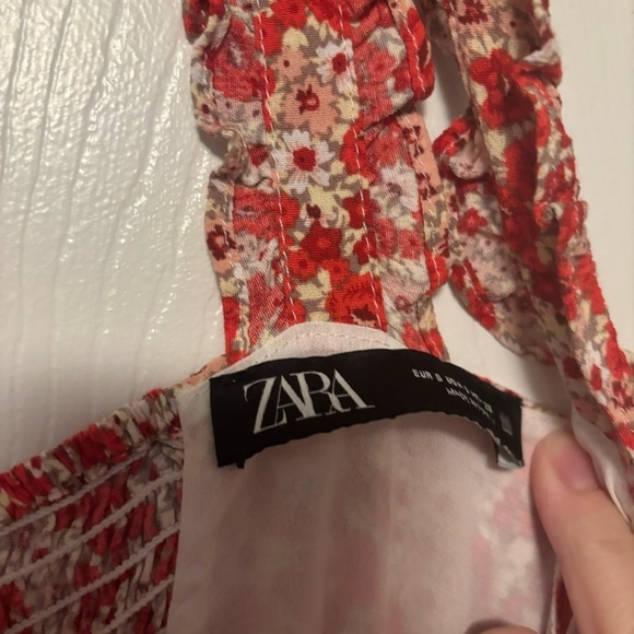 Zara Floral Dress - Picture 7 of 12
